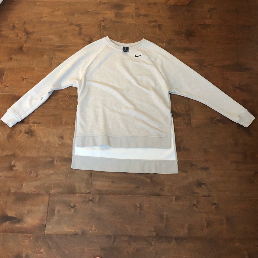 nike dri-fit sweatshirt